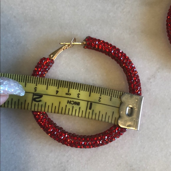 RED RHINESTONE HOOP EARRING'S - Picture 5 of 5